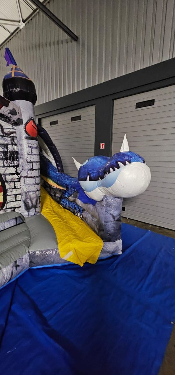 Drachen Hüpfburg Verleih Mieten Hüpfburgen Huepfburgen bouncy castles Wunder Event WunderEvent Party Geburtstag Slushi Popcorn Event Feier8